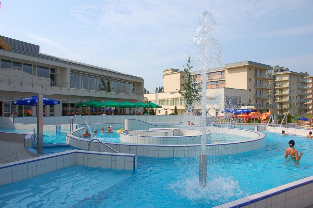 Panorama Apartman Velence Bagian luar foto