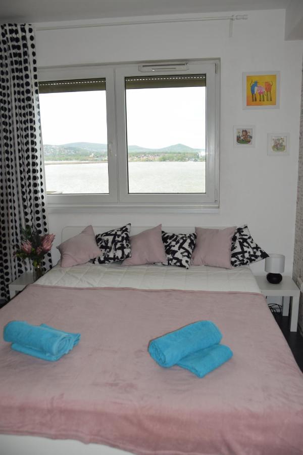 Panorama Apartman Velence Bagian luar foto