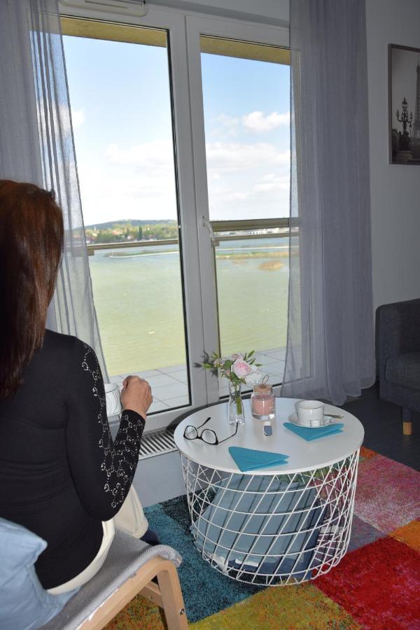 Panorama Apartman Velence Bagian luar foto